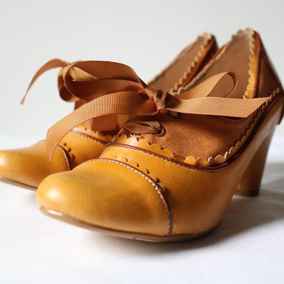 Chelsea Crew Madison Heels Shoes Oxford Scalloped Ribbon Brown Vintage 5.5 (36) - Picture 10 of 13